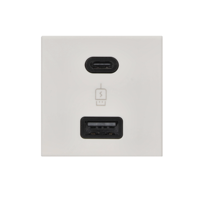 USB įkroviklis „QUICK CHARGE“, K45, USB 2.0 A + C, 5 V, nuolatinė srovė, 3 A, 45×45 mm, USB: C+A, maksimali įkrovimo galia: 30 W