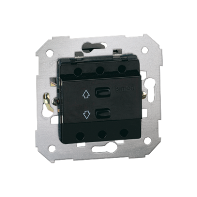 Electronic roller blind switch for central control of blinds - remote controlled