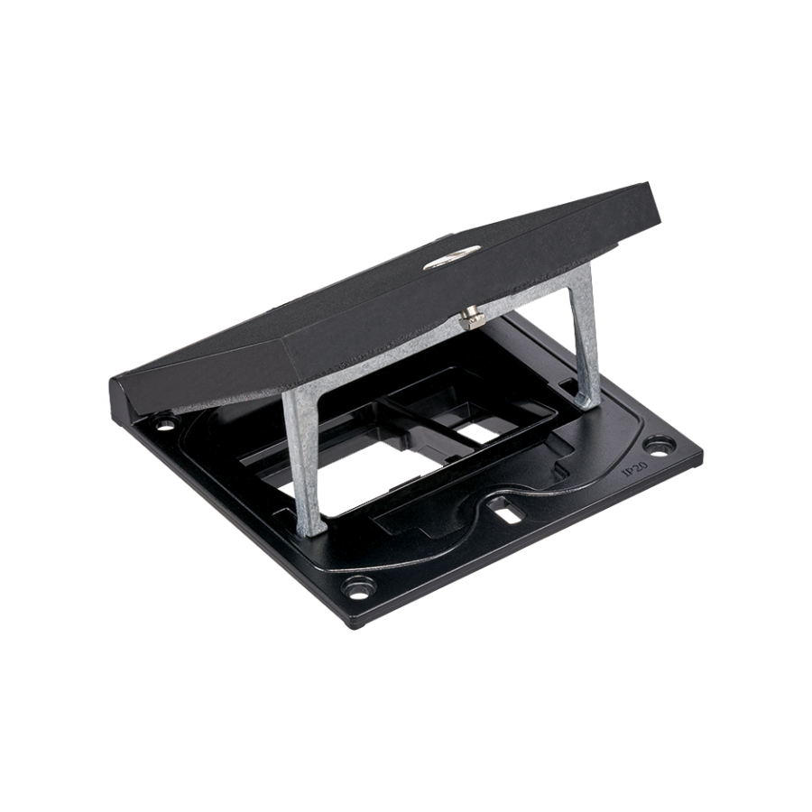 KGT grindų dėžutės įdėklas, IP66, IK08, 1,5×K45, modulis 22,5×45 mm su „Keyston“ fiksatoriumi, skirtas RJ45 arba multimedijos jungtims, tuščia vieta 45×45 moduliui, lengvai atidaroma spyna, juoda